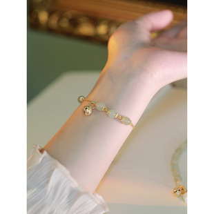 典润珠宝 天然和田玉手链女清透复古ins小众设计送礼复古风冷淡风