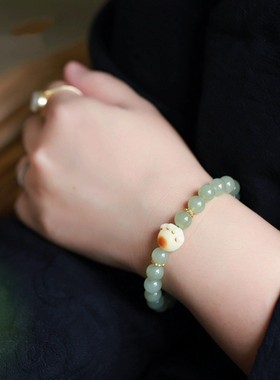 天然高冰晴水和田玉手链炭烧猫爪