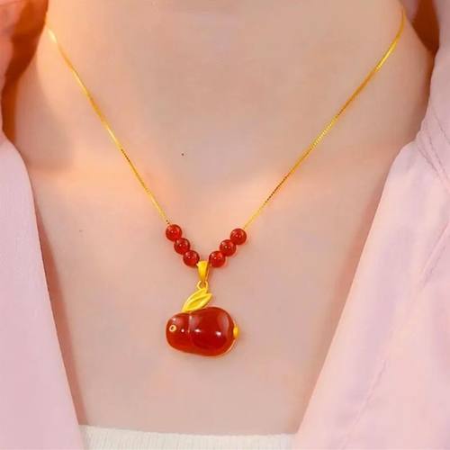 新款网红抖音同款红玉兔吊坠红玛瑙项链简约ins小众设计锁骨链