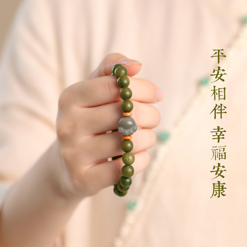 绿檀木手串女菩提转运珠本命年沉