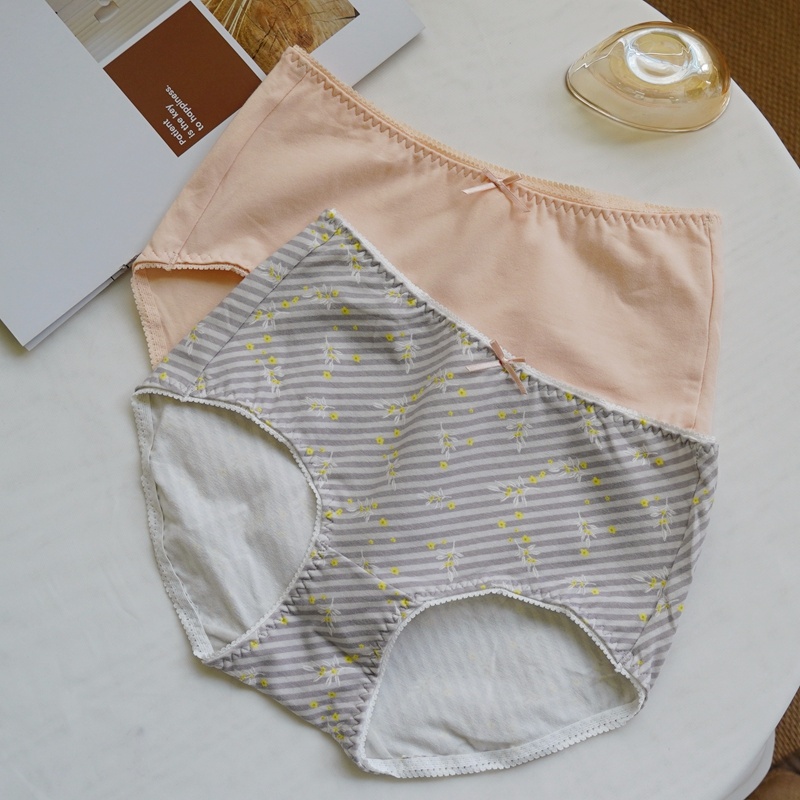 “躺进棉花里”亲肤透气 A类棉女士三角内裤薄款中腰 四季可穿
