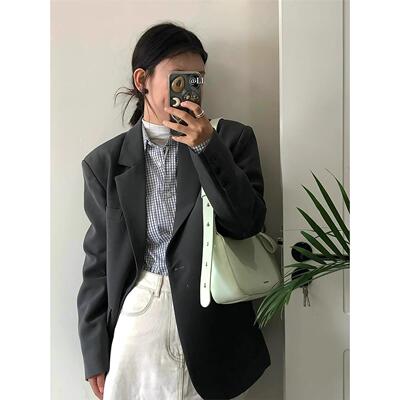 灰色高级感小西装女2025