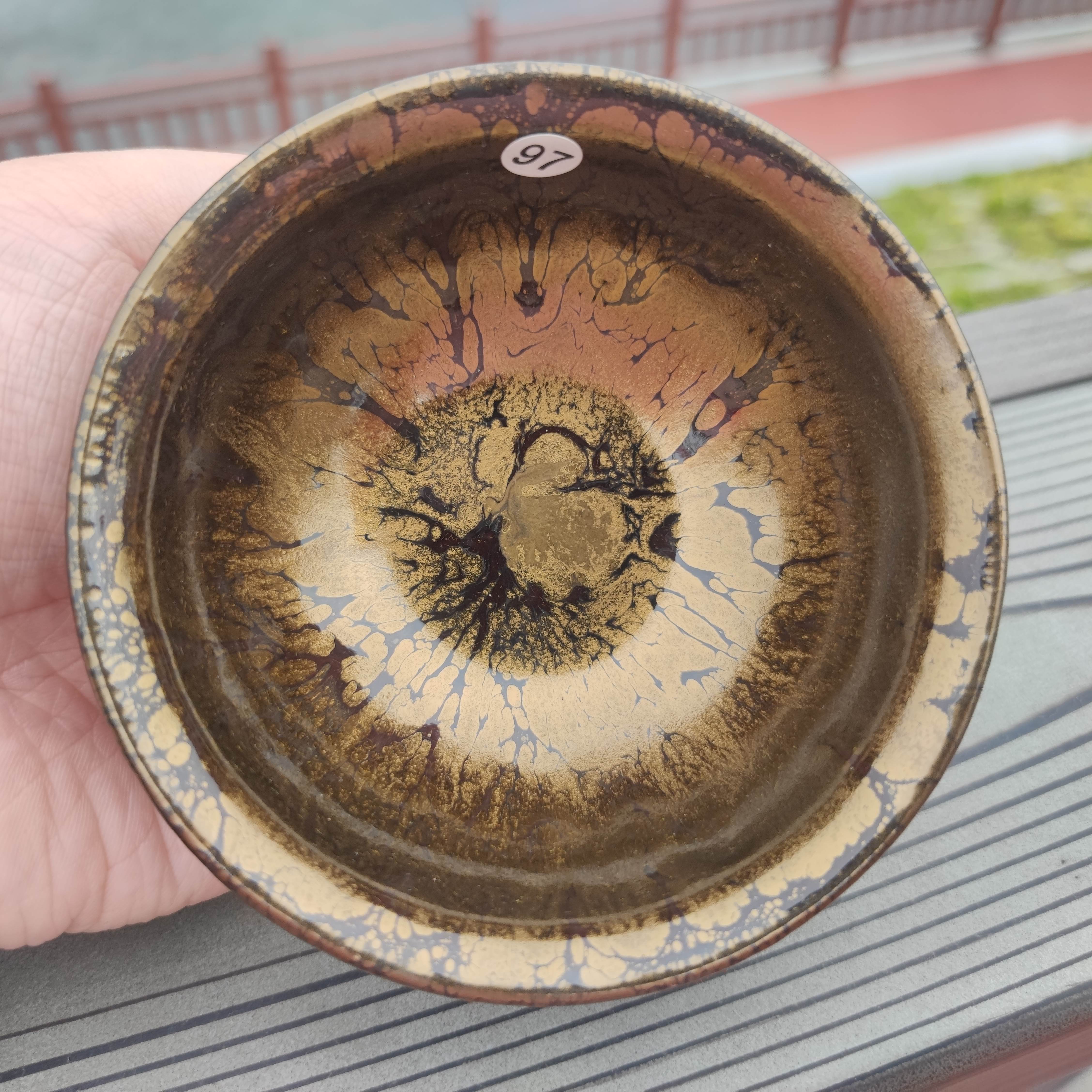 黄美金金油滴建盏拍卖主人杯10.5口径大香炉杯97