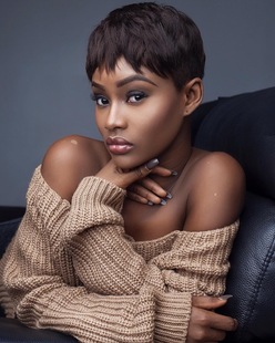 9A Brazilian frontal lace short human hair wigs 180%density