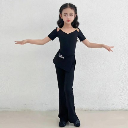儿童拉丁舞服装2026新款演出服女短袖洋气练功服舞蹈服拉丁裤套装