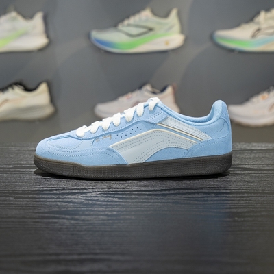 李宁系带女子板鞋低帮休闲鞋