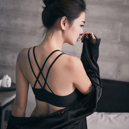 冰丝内衣女胸罩薄款超薄夏天少女聚拢超薄美背胸罩丝滑性感