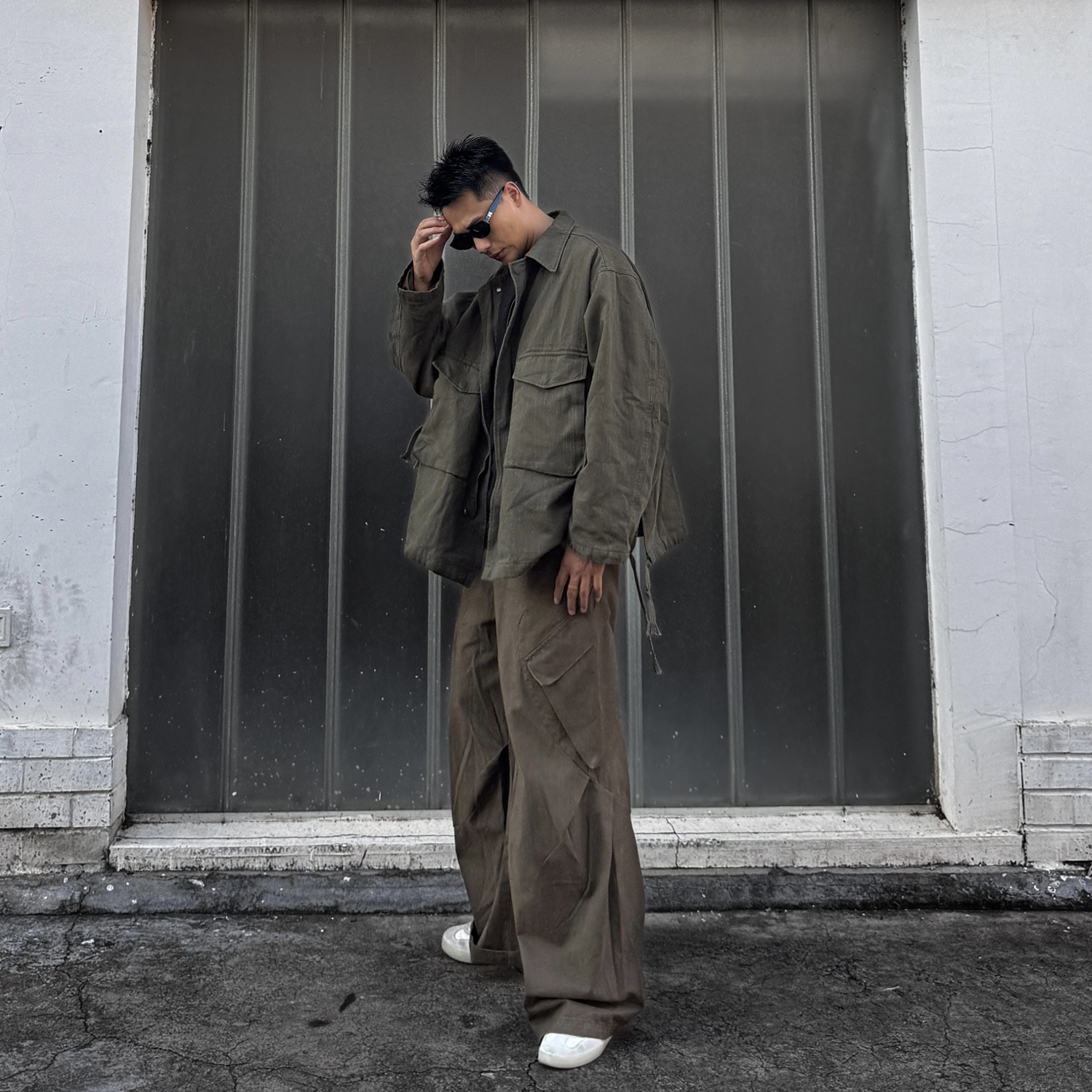 地卜师 美式高街设计褶皱工装裤休闲裤男多口袋纯棉宽松阔腿长裤