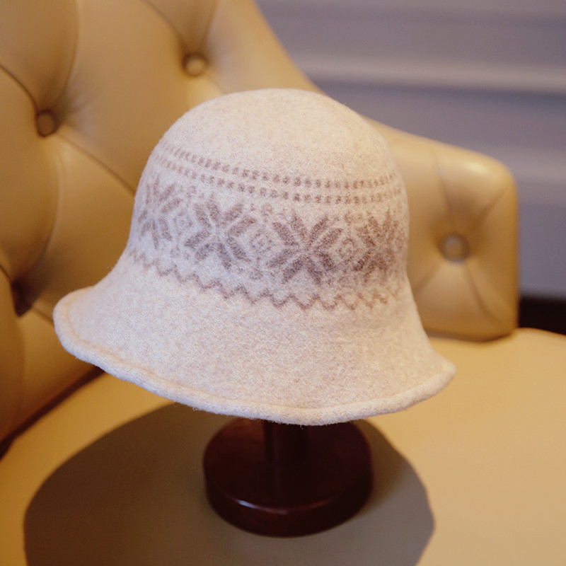 雪花女秋冬季保暖针织渔夫帽