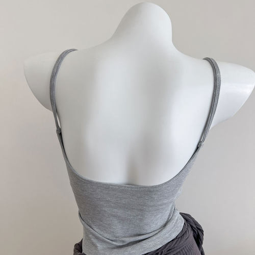 一体罩杯收副乳凉感大露背吊带女