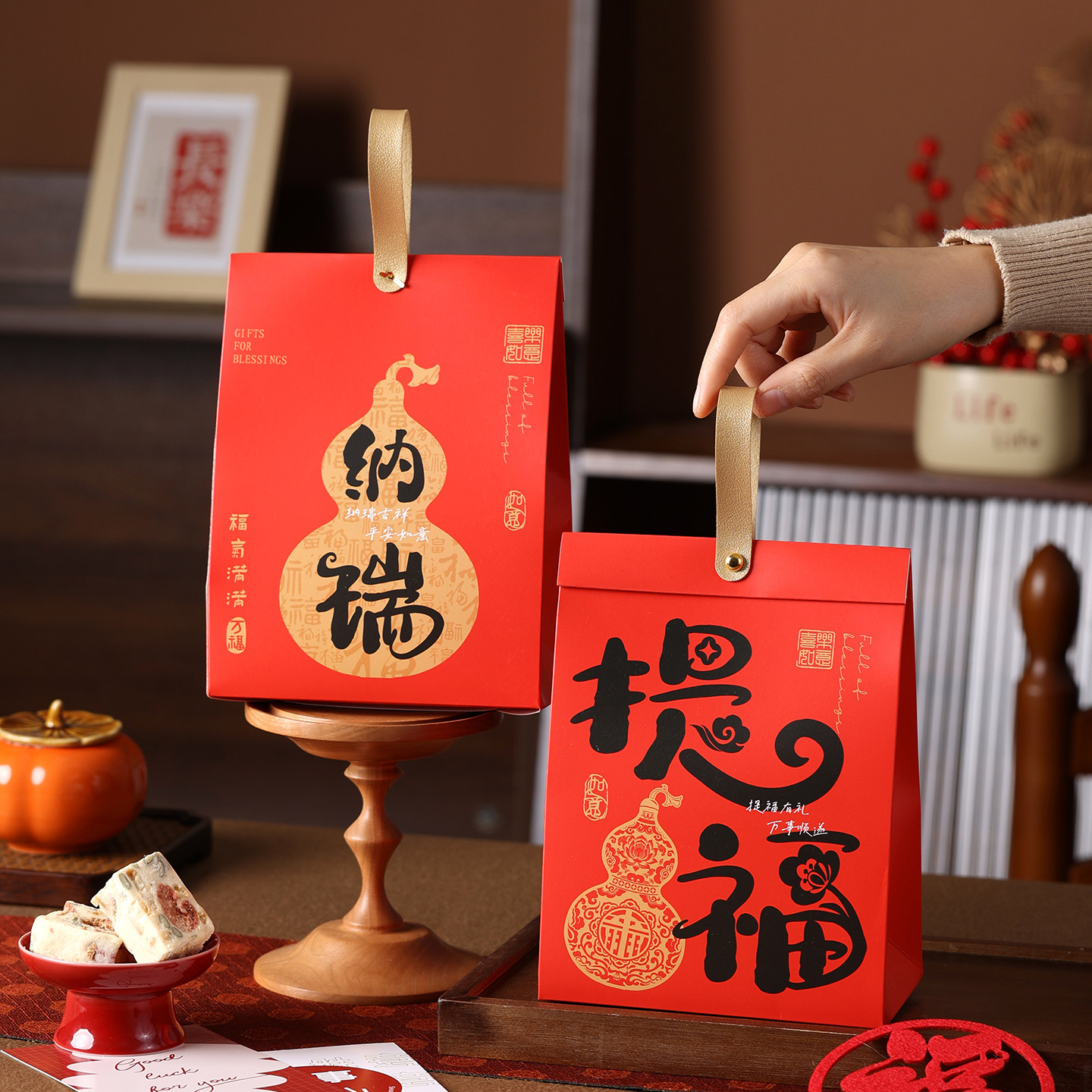 2026新款烘焙包装盒手提雪花酥曲奇饼干零食牛轧糖果糯米船自立袋