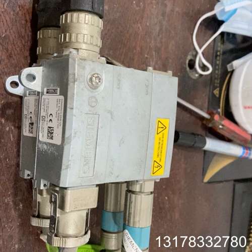 信号模块。一个。下来的。接头都在。型号：6sl30