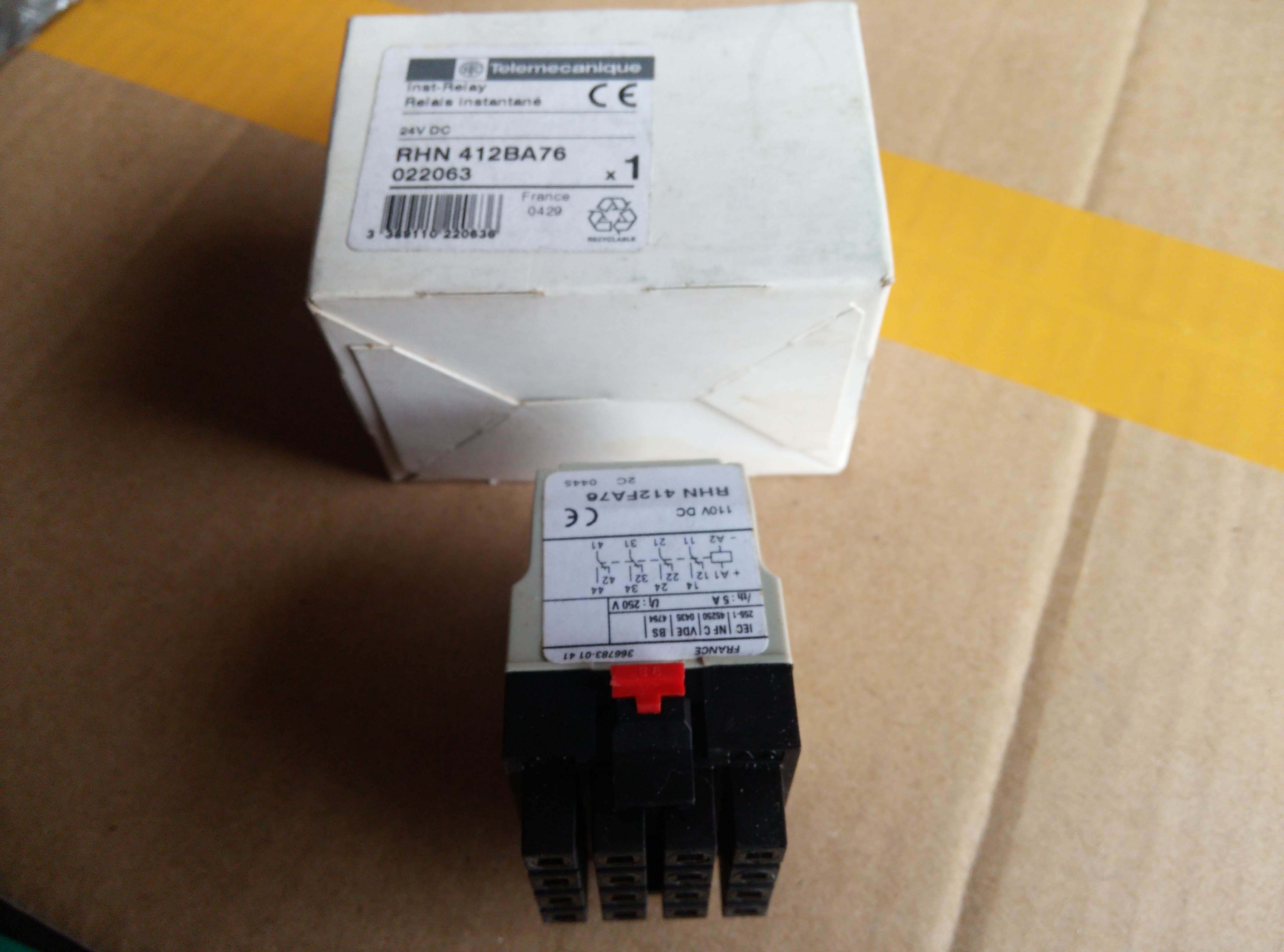 施耐德telemecanique 继电器 rhn412ba76询价