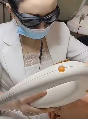 雷特光子嫩肤防护眼镜操作打光子墨镜IPL脉冲激光家用脱毛护目镜