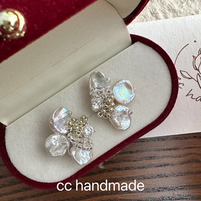 天然珍珠花瓣鸢尾耳环原创设计