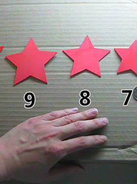 全红色大五角星贴纸 4cm 5cm 6cm 7cm 8cm 9cm 10cm 统一尺寸背胶