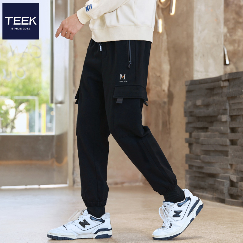 新款休闲运动卫裤，时尚潮流！