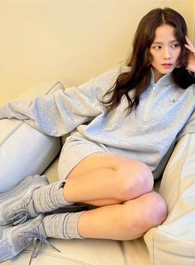 代购代购Alo Runner JISOO金智秀同款灰色跑步鞋女鞋透气缓震202