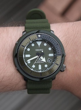 代购Seiko精工手表 Prospex哑光表壳绿色表盘太阳能男表潜水表 S