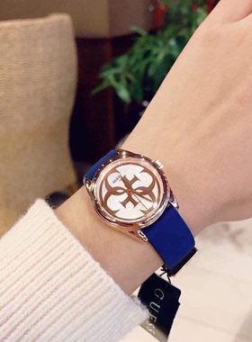 代购Guess Micro G 银色表盘玫瑰金表壳蓝色橡胶表带女士手表 W1