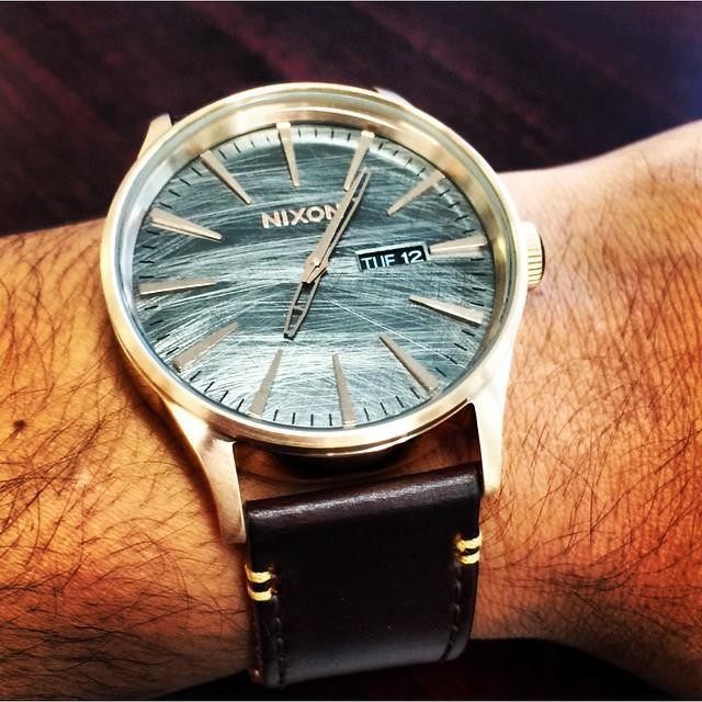 美国正品尼克松手表 nixon a105-2001时尚拉丝表盘镜面防水男腕表