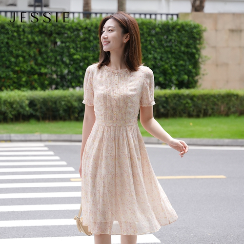 JESSIE优雅碎花立体打条连衣裙