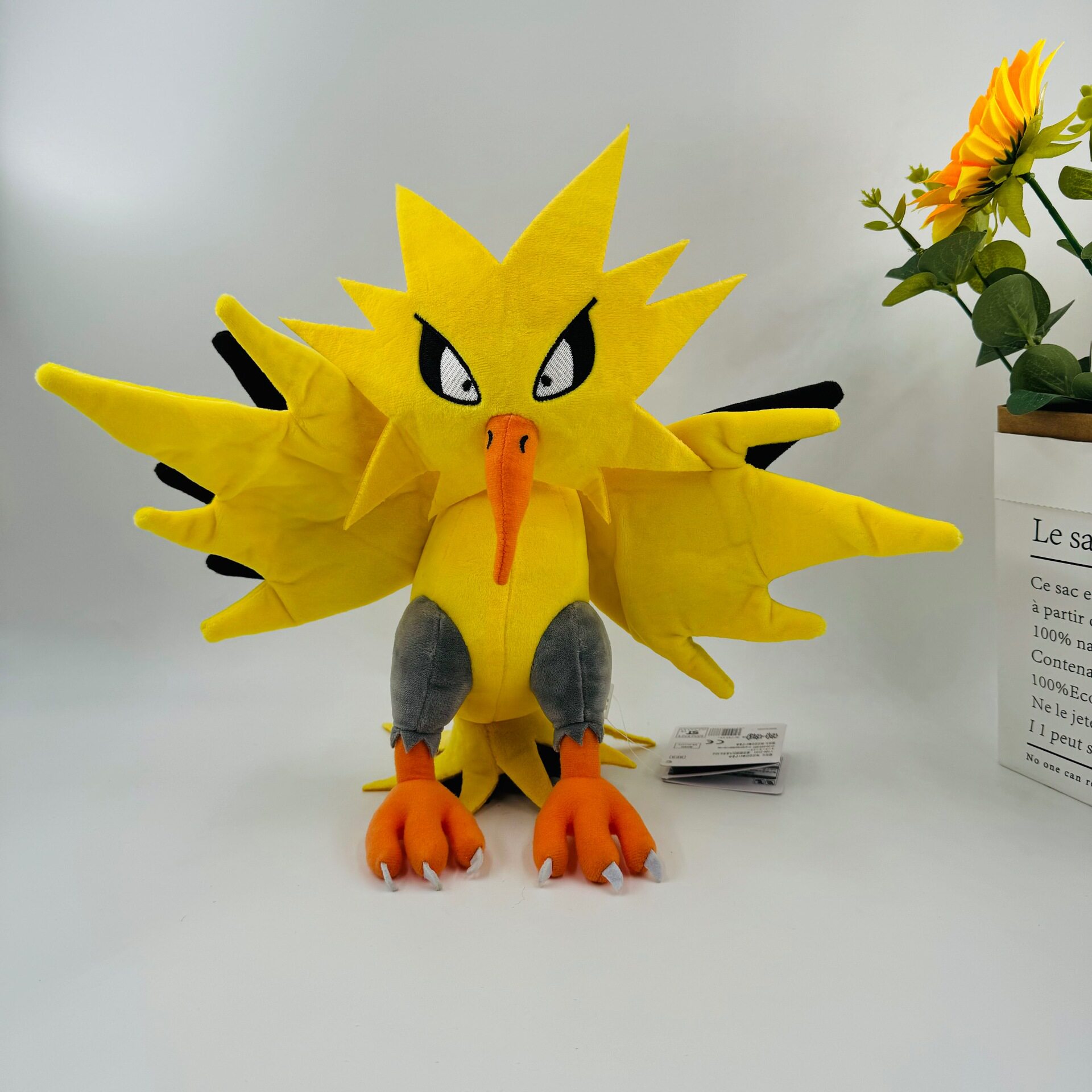 30cm闪电鸟雷之神zapdos plush毛绒玩具三圣鸟玩偶带吊牌