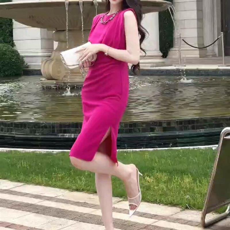 高级感气质女神范连衣裙2026年夏季新款时尚百搭中长款无袖裙子潮
