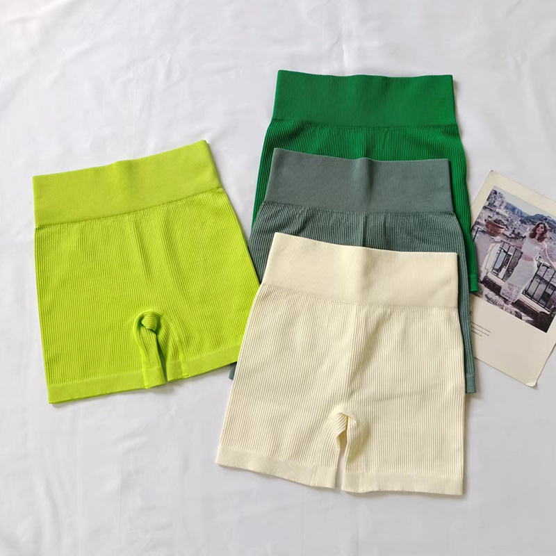 高弹紧身运动提臀短裤户外