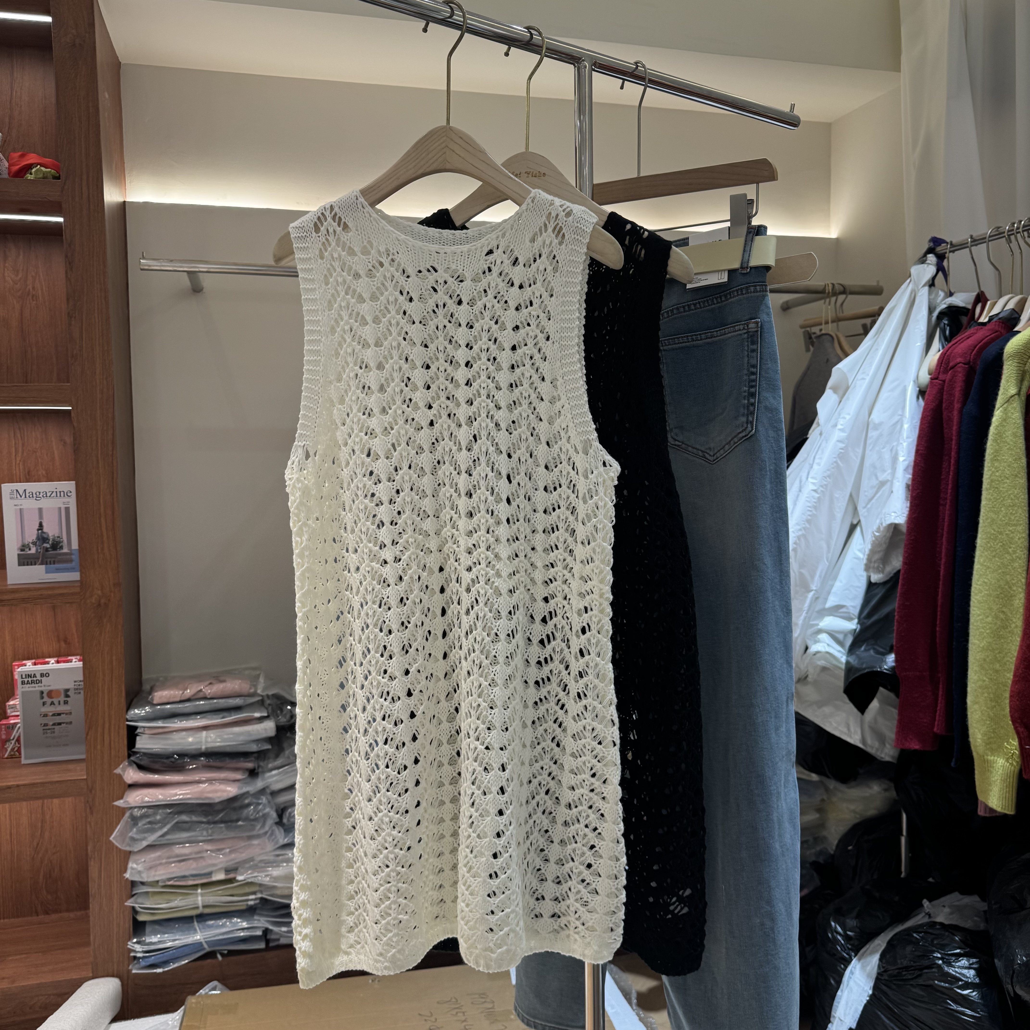 2026新款春夏镂空无袖针织背心裙女外穿设计感叠穿罩衫吊带长裙子