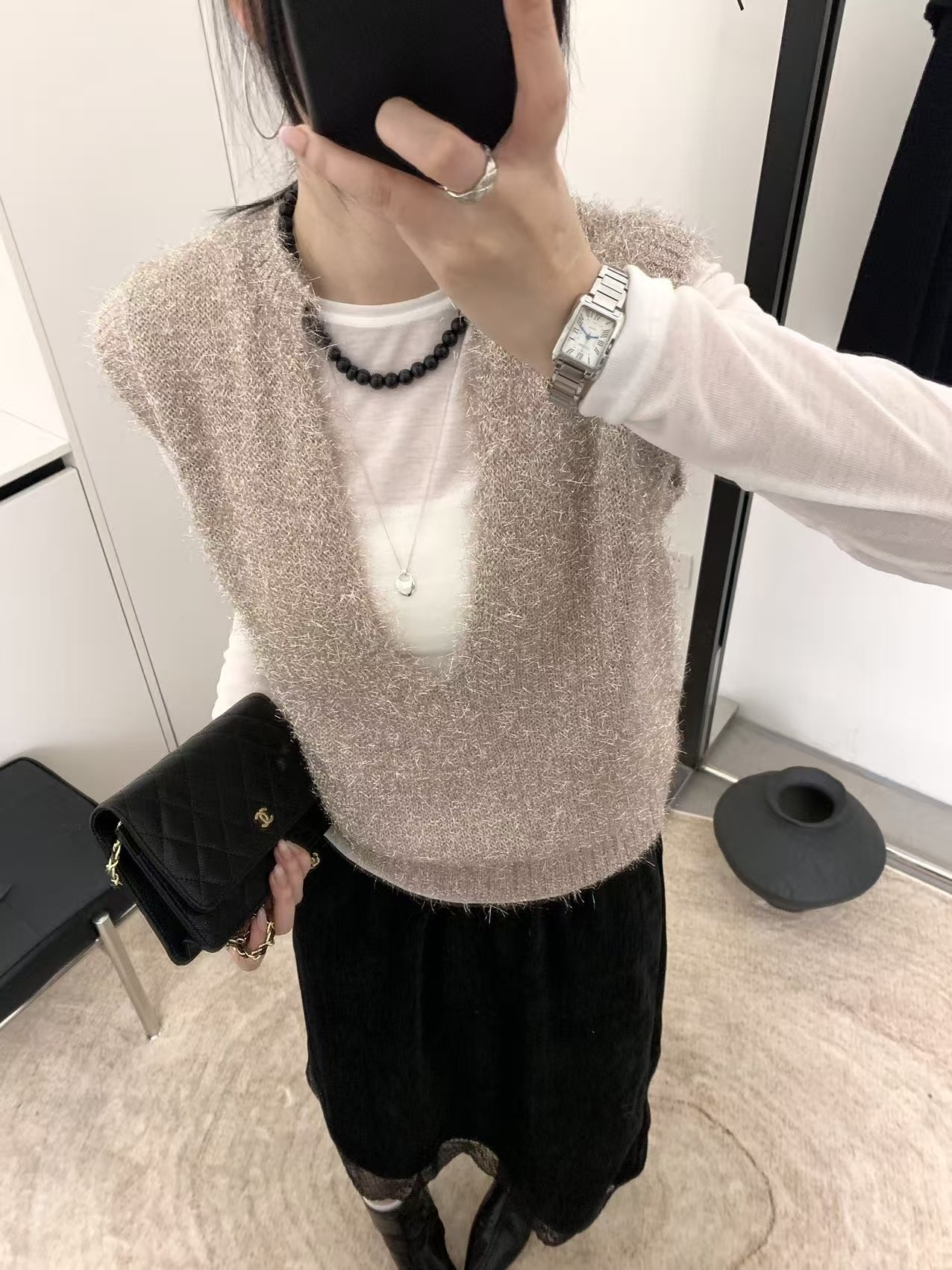 韩系亮丝深V领针织马甲长袖T恤两件套女装百搭叠穿2026早春新款,女装/女士精品,毛针织衫,淘宝优惠券,粉丝福利购,淘宝优惠卷