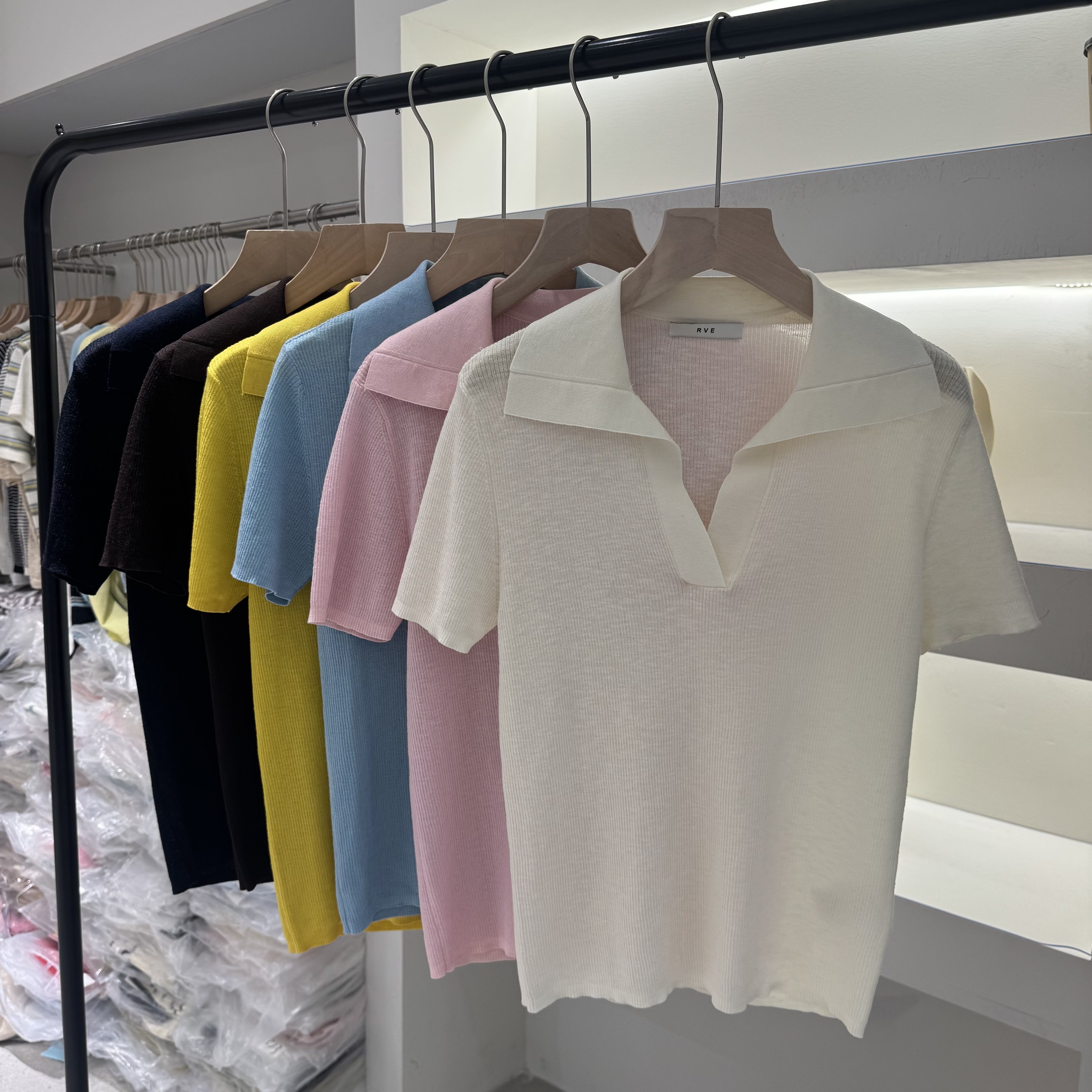 RVE简约小翻领天丝亚麻短袖针织衫女修身显瘦纯色上衣减龄26春夏