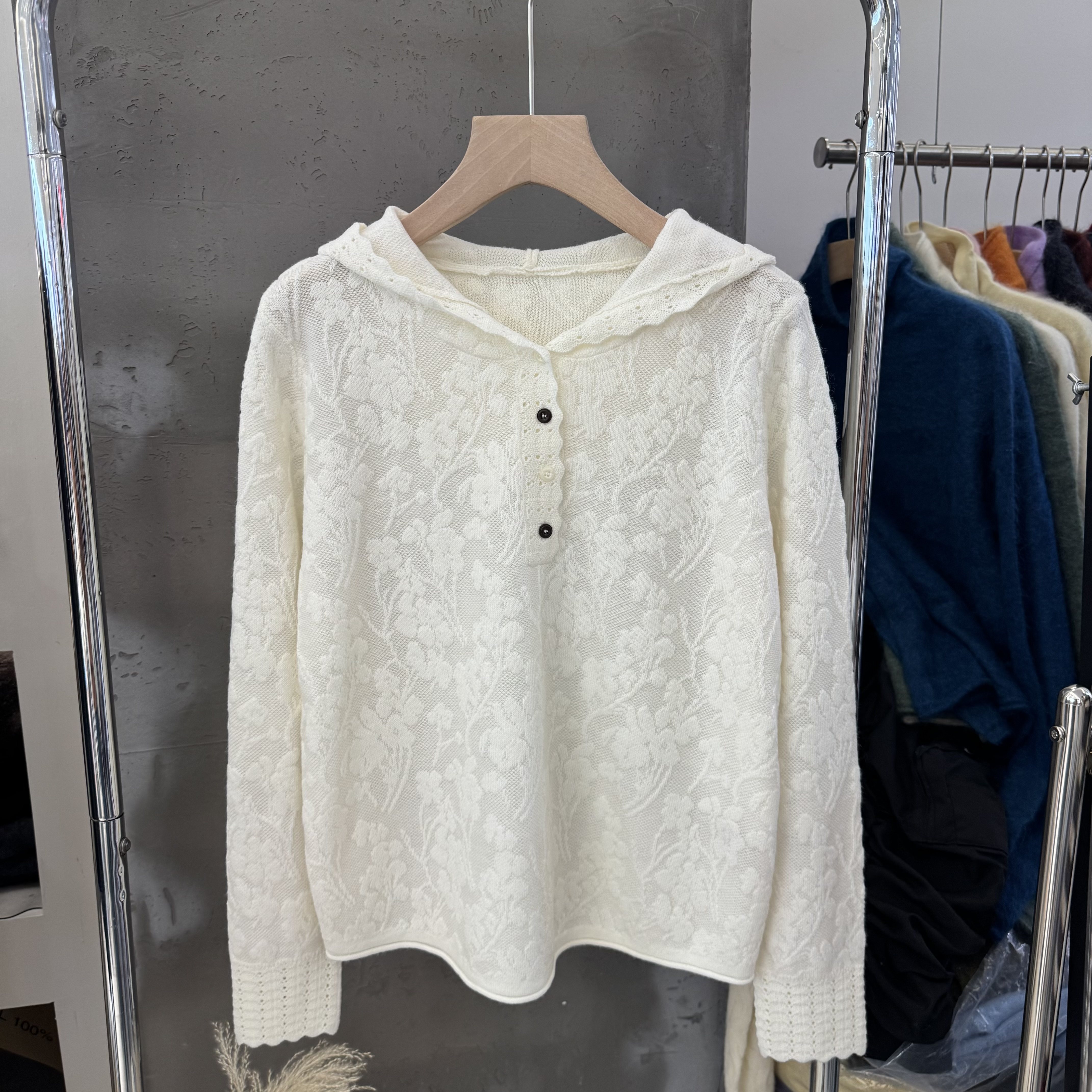 26330秋冬新品2026连帽半扣提花欧根纱洋气长袖针织衫女宽松上衣