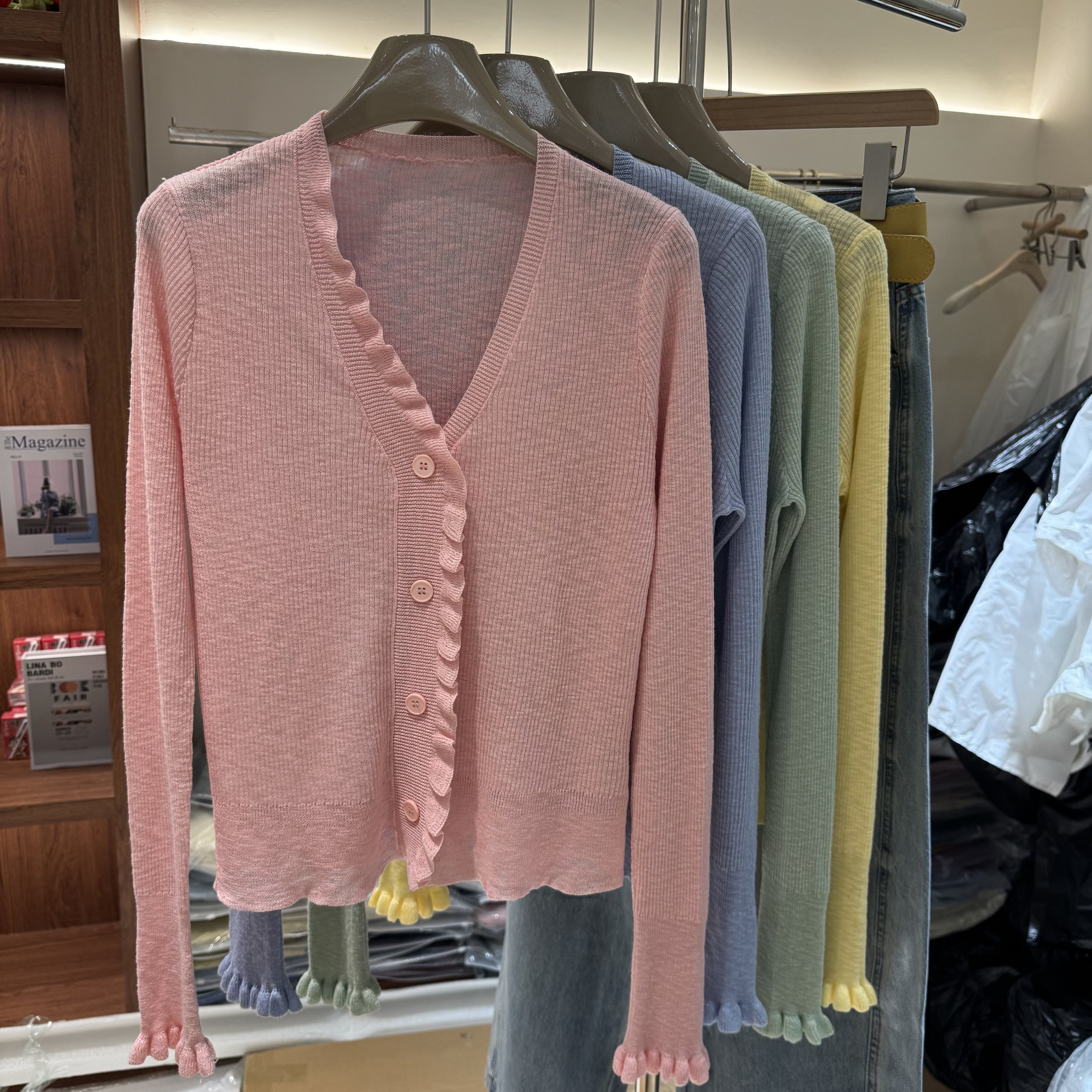 甜美风V领木耳边针织开衫女长袖薄款防晒衫温柔慵懒风休闲上衣潮