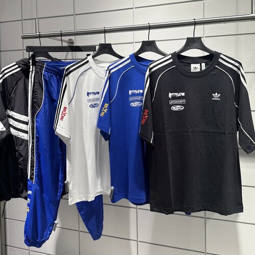 Adidas三叶草 机车风运动休闲潮流刺绣宽松短袖T恤 JL8419 JL8422