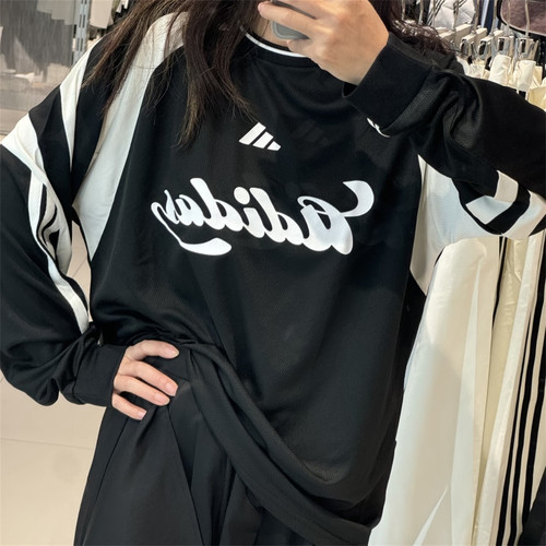 阿迪达斯 女子运动潮流速干足球复古宽松长袖T恤 JY7638 JY7640