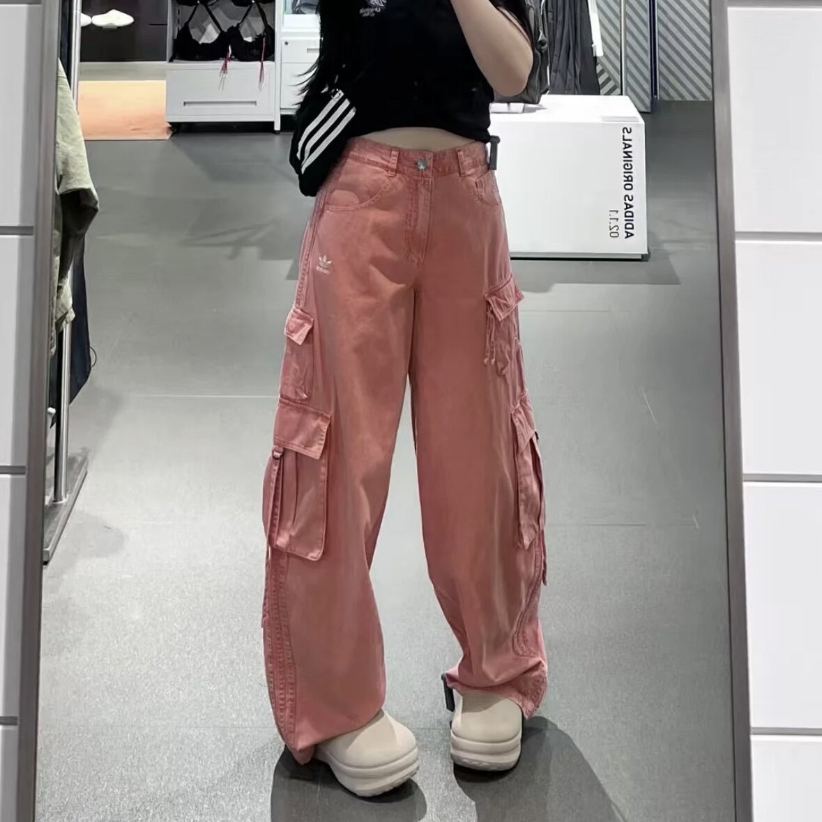 Adidas三叶草 女子运动潮流刺绣工装牛仔裤长裤 KD4113 KD4114图片