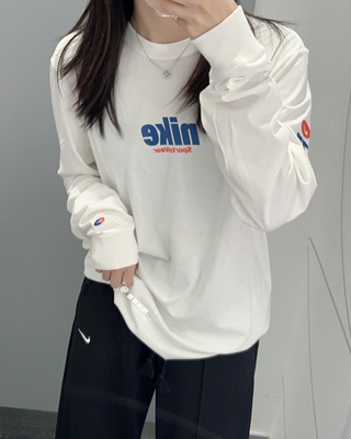 Nike耐克 秋季男子运动休闲潮流赛车风大勾子宽松长袖T恤 HQ1569