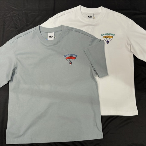 Adidas三叶草 运动休闲潮流刺绣咖啡降落伞短袖T恤 KY5737 KY5738