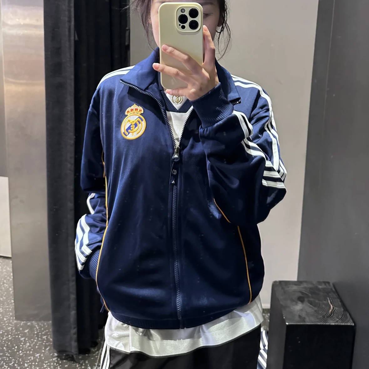 Adidas阿迪达斯 99年皇马运动休闲足球复刻出场服夹克外套 JW1993