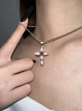 atmshop辣妹复古超闪红色玻璃锆石十字架项链甜酷千禧宫廷锁骨链