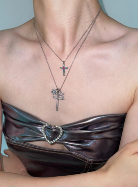 atmshop 高品质闪钻笑脸十字架吊坠叠戴项链气质百搭辣妹锁骨链