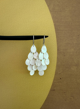 atmshop 水滴白色贝壳拼接鳞片菱形仙气耳环流苏高级长款个性耳坠