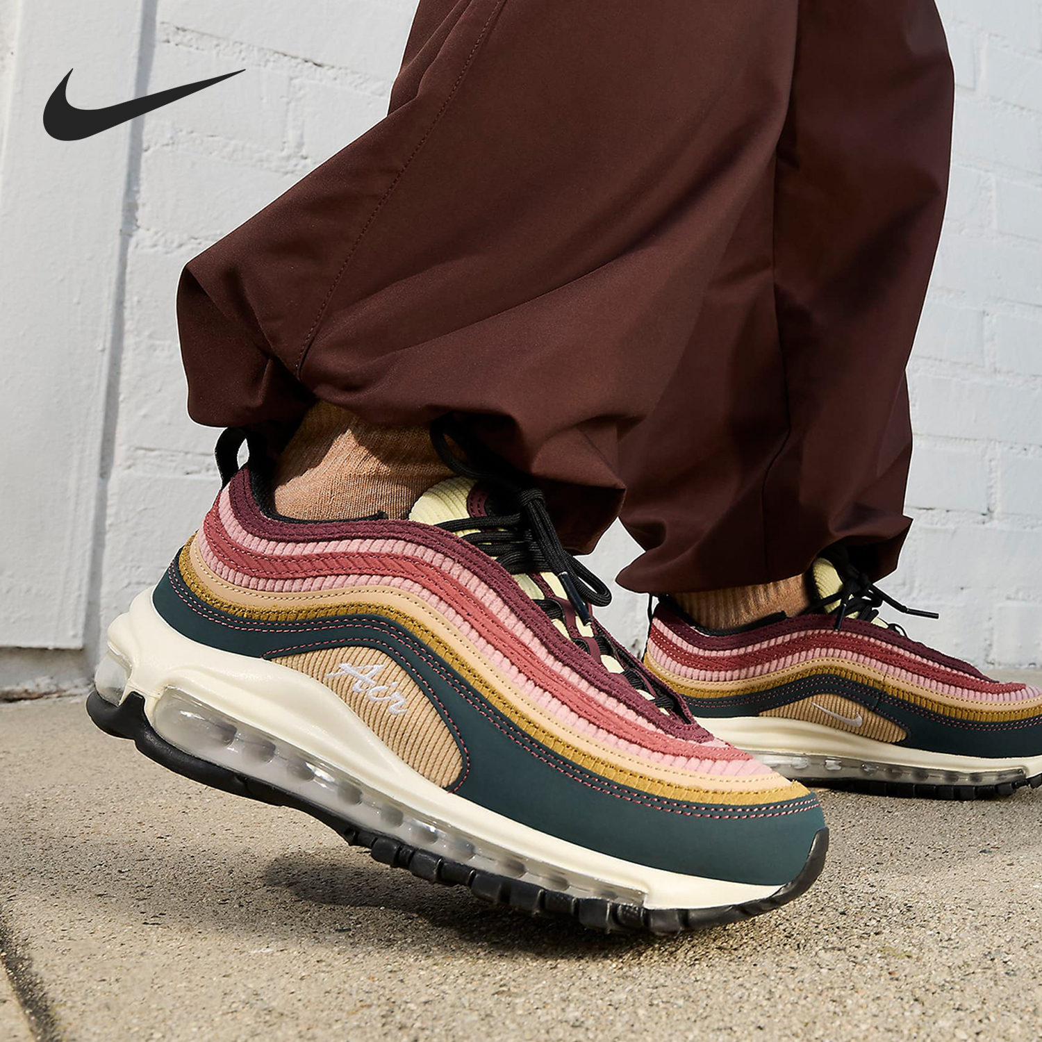 Nike/耐克正品Air Max 97 SE女子低帮透气跑步鞋FB8454-300
