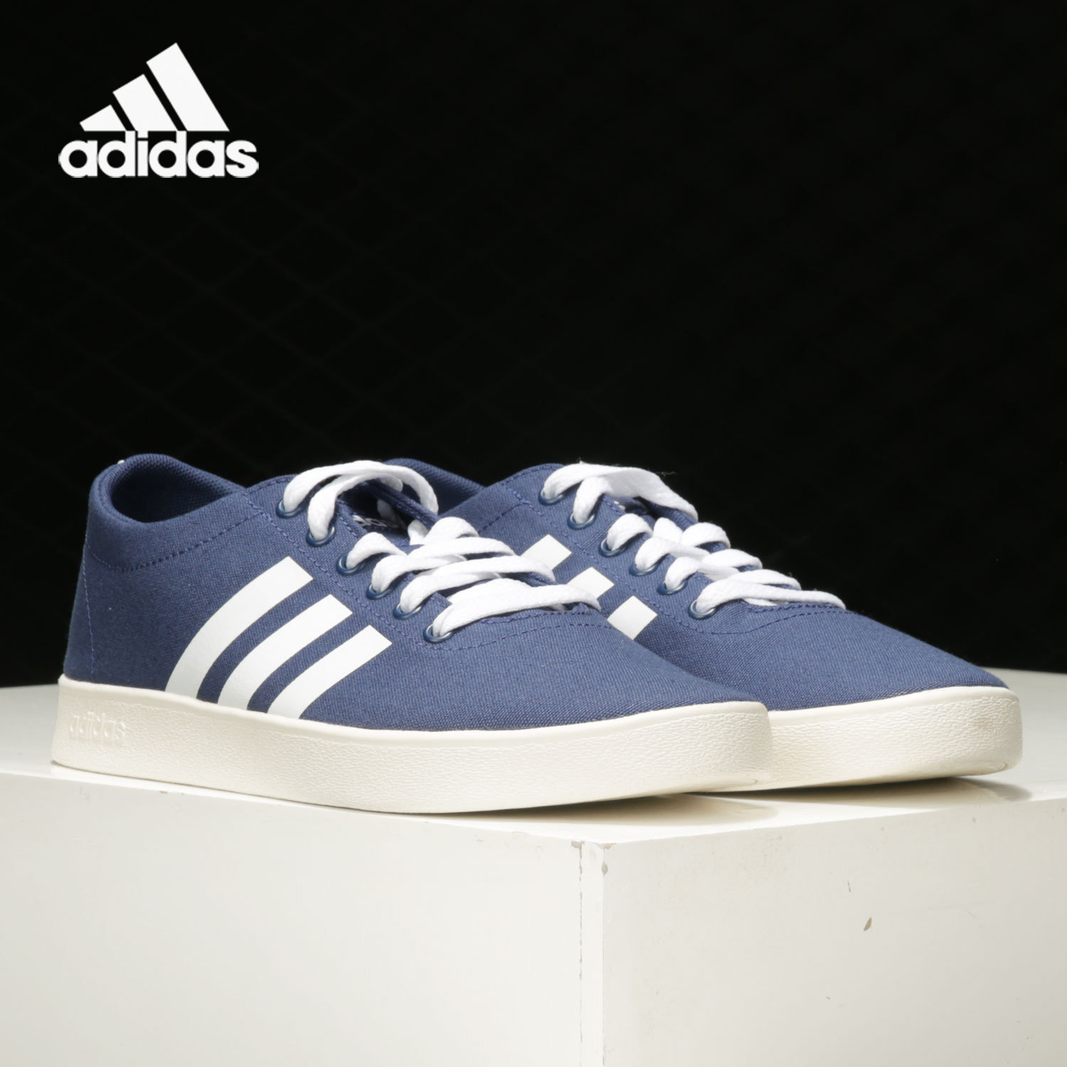 Adidas/阿迪达斯男子休闲板鞋