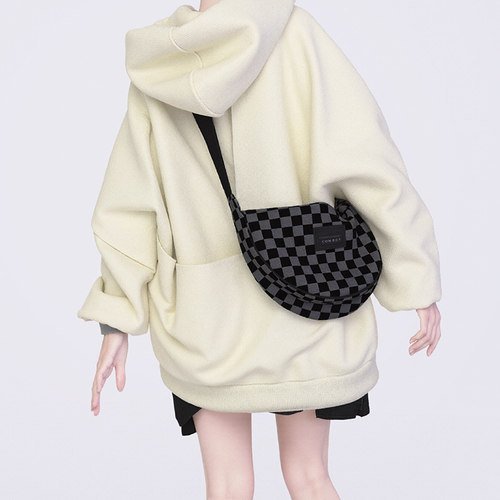 YONAIGA+ins暗黑风棋盘格饺子包