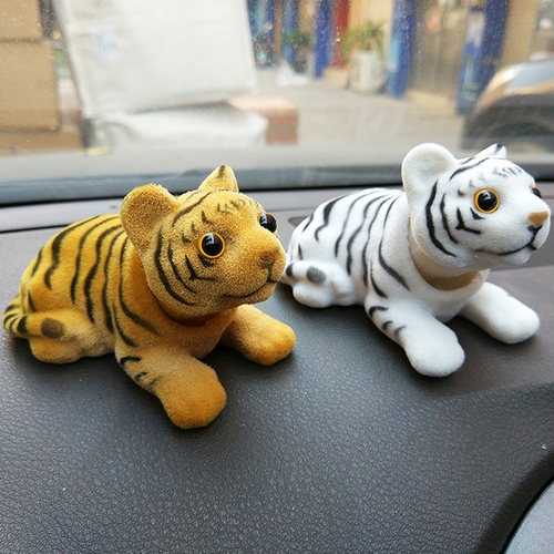 汽车用品摆件摇头车内摆设小白虎