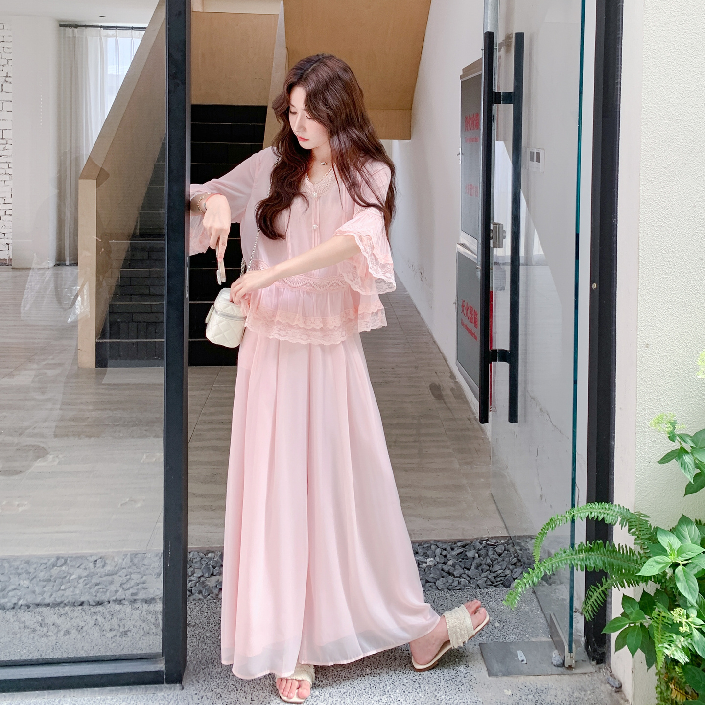 【现货】蕾丝拼接上衣阔腿裤两件套2738-P165-K238，女装套装/套裙，浙宝189
