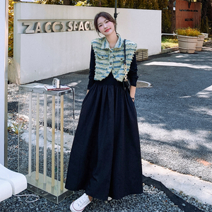 洋气时髦连衣裙套装女秋季2025新款法式条纹马甲长袖a字裙两件套图片