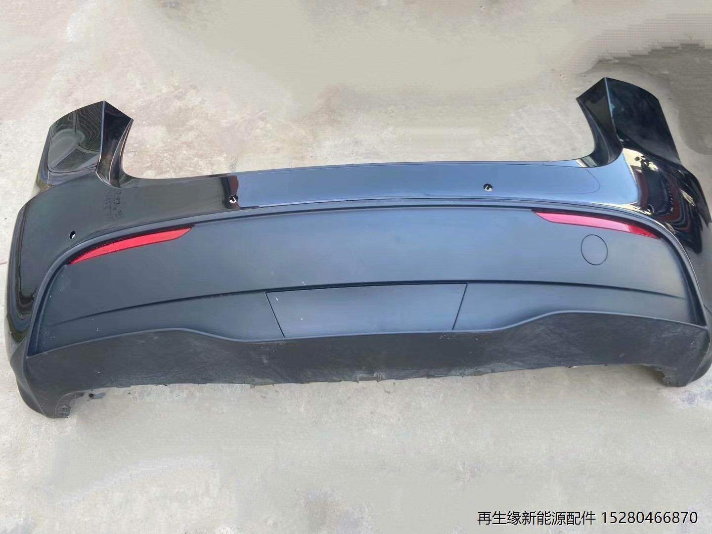特斯拉modely后杠总成 特斯拉前杠mod，拍前需询价，标价不是售价使用感如何?